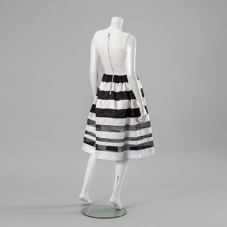 COCKTAIL DRESS, Alice + Olivia, size 4.