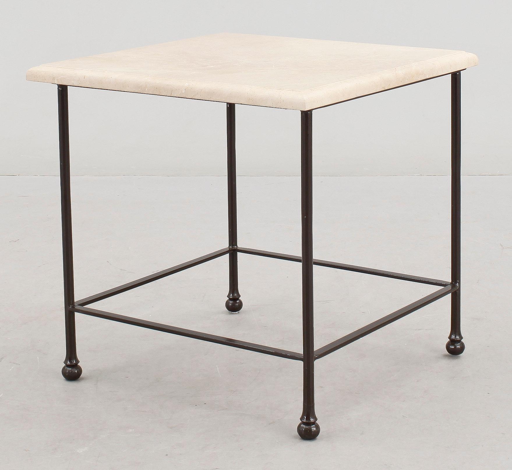 SOFFBORD,  Frankrike, omrk 1900/2000.