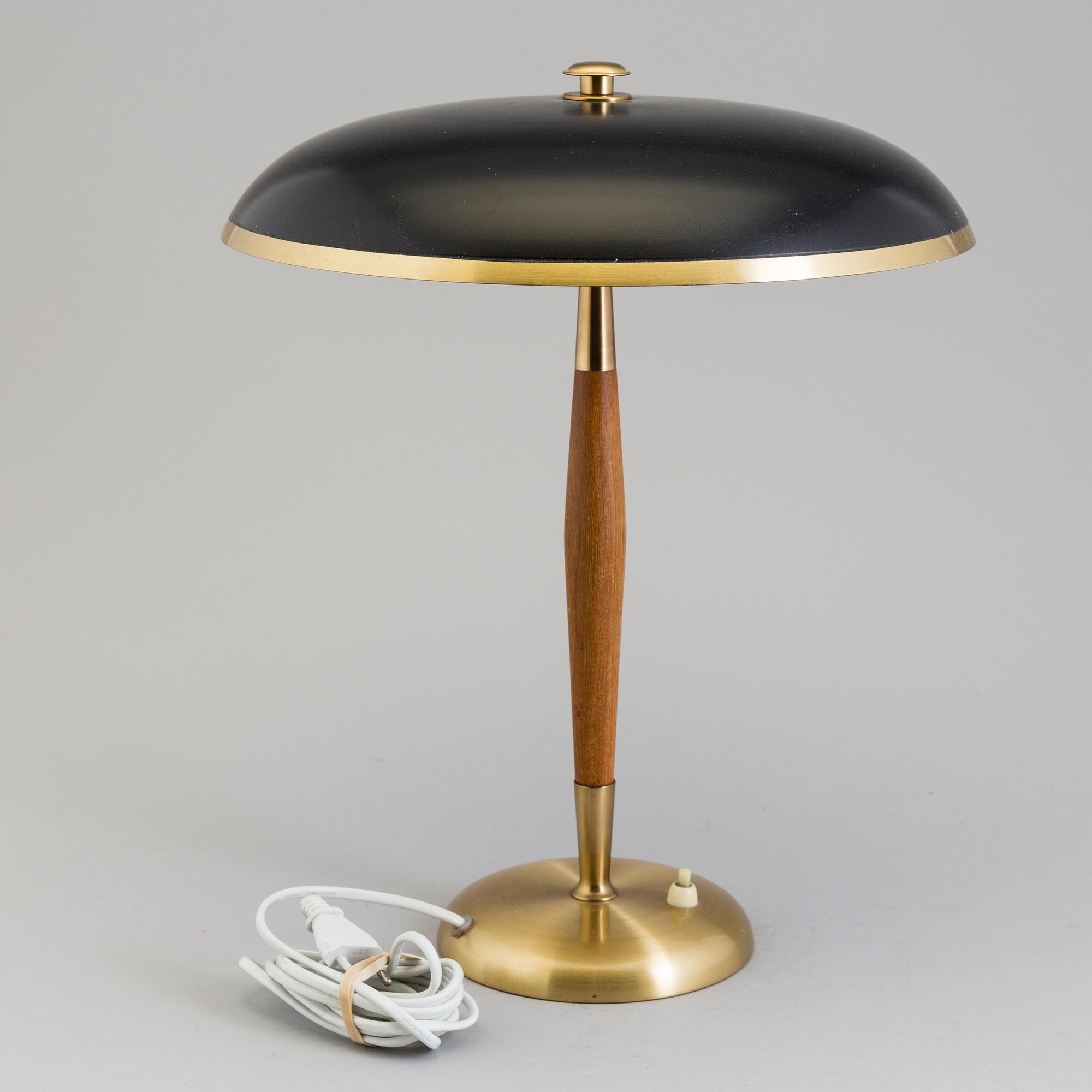 A TABLE LAMP, Boréns, Borås, no 38453, second half of the 20th century.