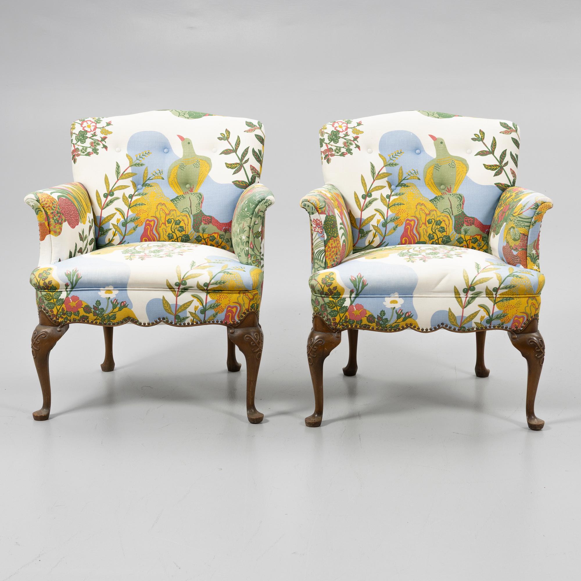 Armchairs, a pair, Gärnäs, mid/second half of the 20th century.