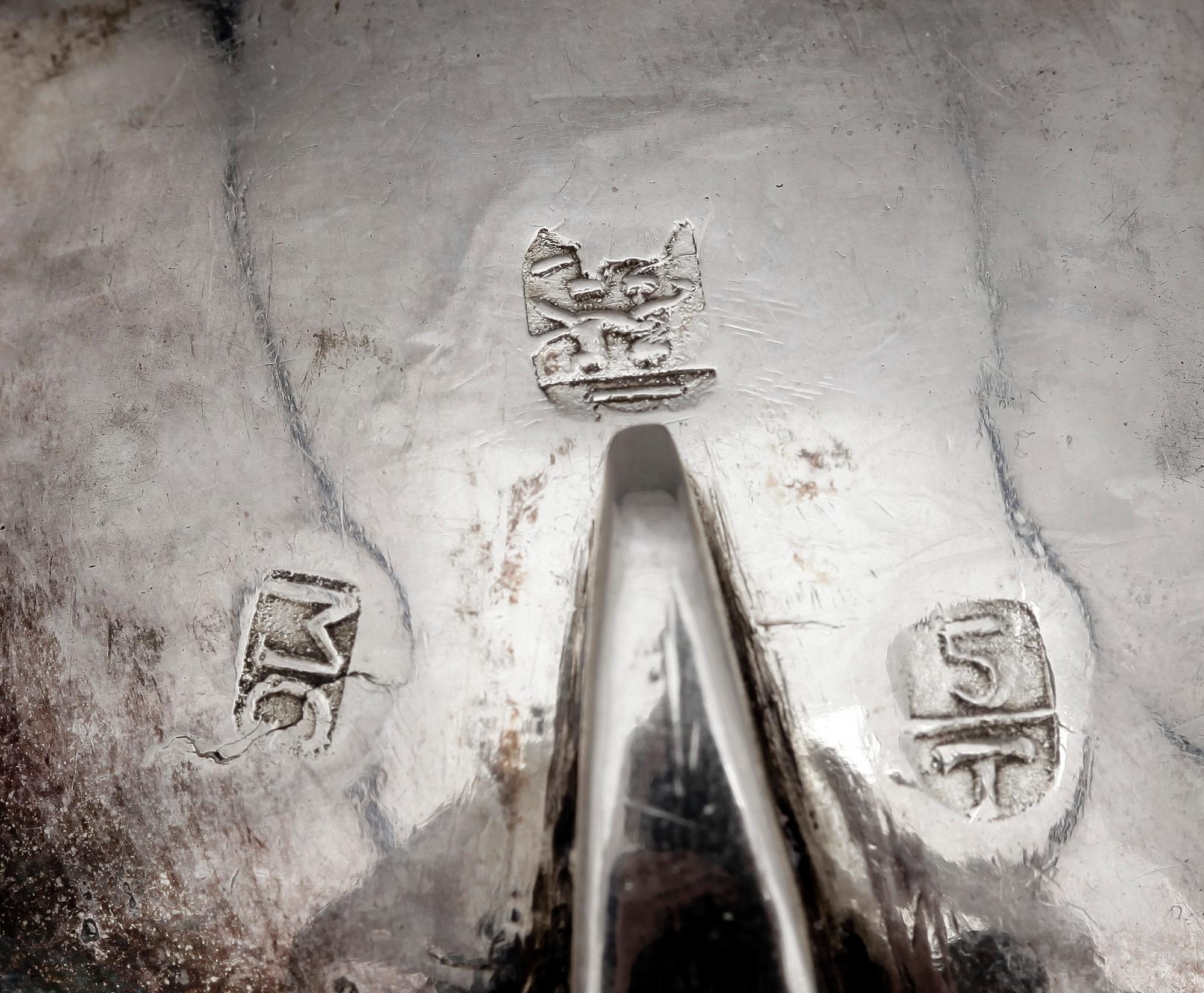 APOSTLASKED, silver, England / Holland. 1600-1700-tal. Vikt ca 52 g.