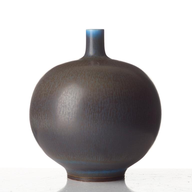 Berndt Friberg, a stoneware vase, Gustavsberg studio, Sweden 1965.