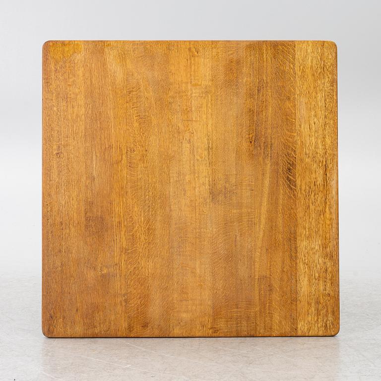 Børge Mogensen, a coffee table, model 271, Fredricia Stolefabrik, Denmark, 1950s/60s.