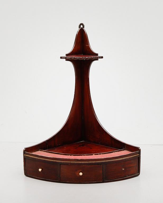 PIPHYLLA, sengustaviansk, 1800-talets början.