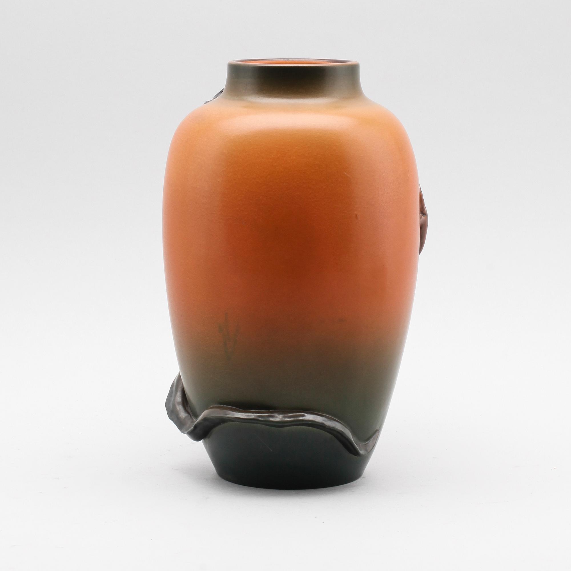 VAS, keramik, Peter Ipsen Enke, Danmark, 1900-talets första hälft.