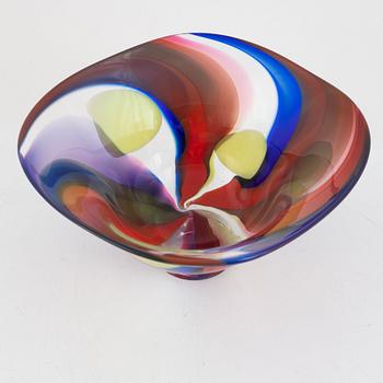 Berit Johansson, a bowl, 1990 and Ann Wolff, Jan-Erik Ritzman and Sven-Åke Carlsson, a vase, Transjö.