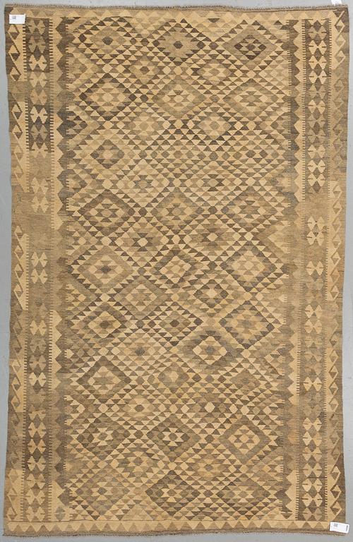 MATTA KELIM 297 X 188 CM.