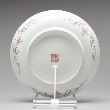 A set of three mille fiori plates, late Qing dynasty, with Qianlong mark.