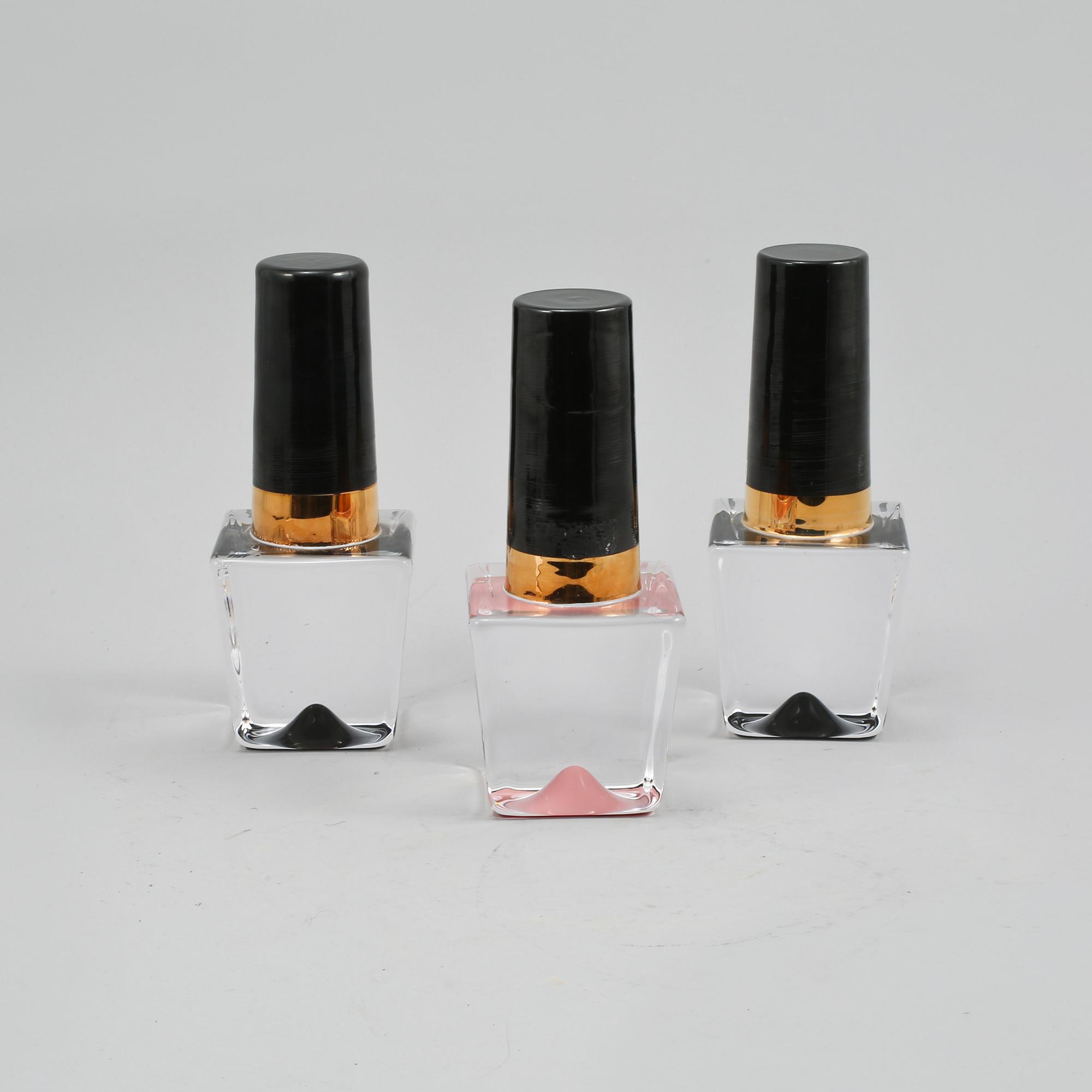OBJEKT, glas, "Make up", Åsa Jungnelius, Kosta Boda, 3 st, 2000-tal.