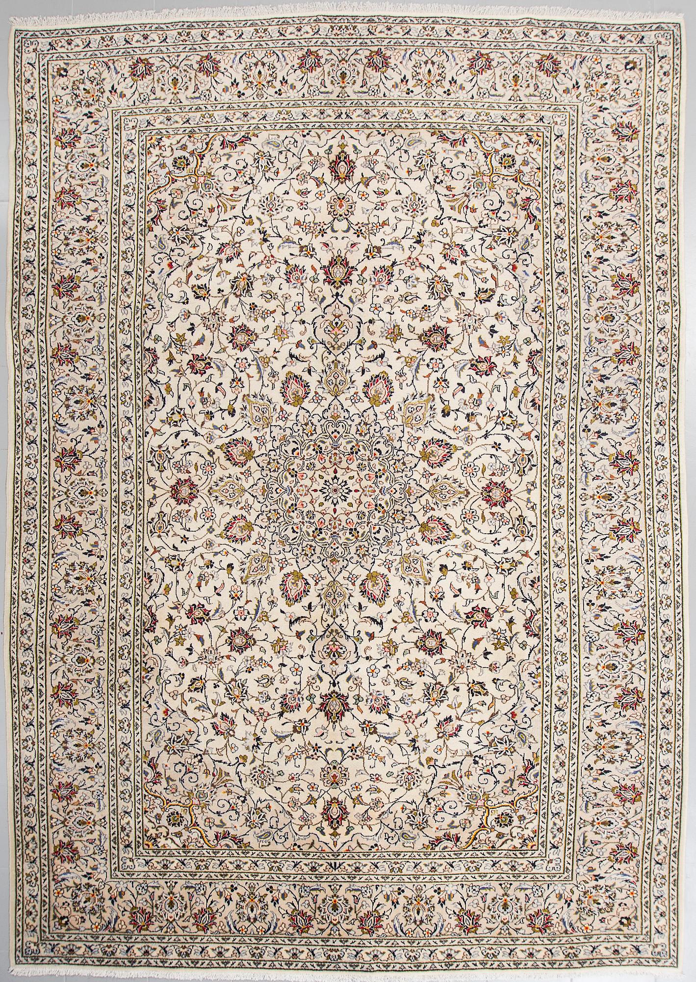 MATTA, Keshan, 345 x 240 cm.