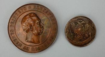 MINNESMEDALJ, brons, samt MYNT, koppar, Ryssland 1894 resp. 1773.