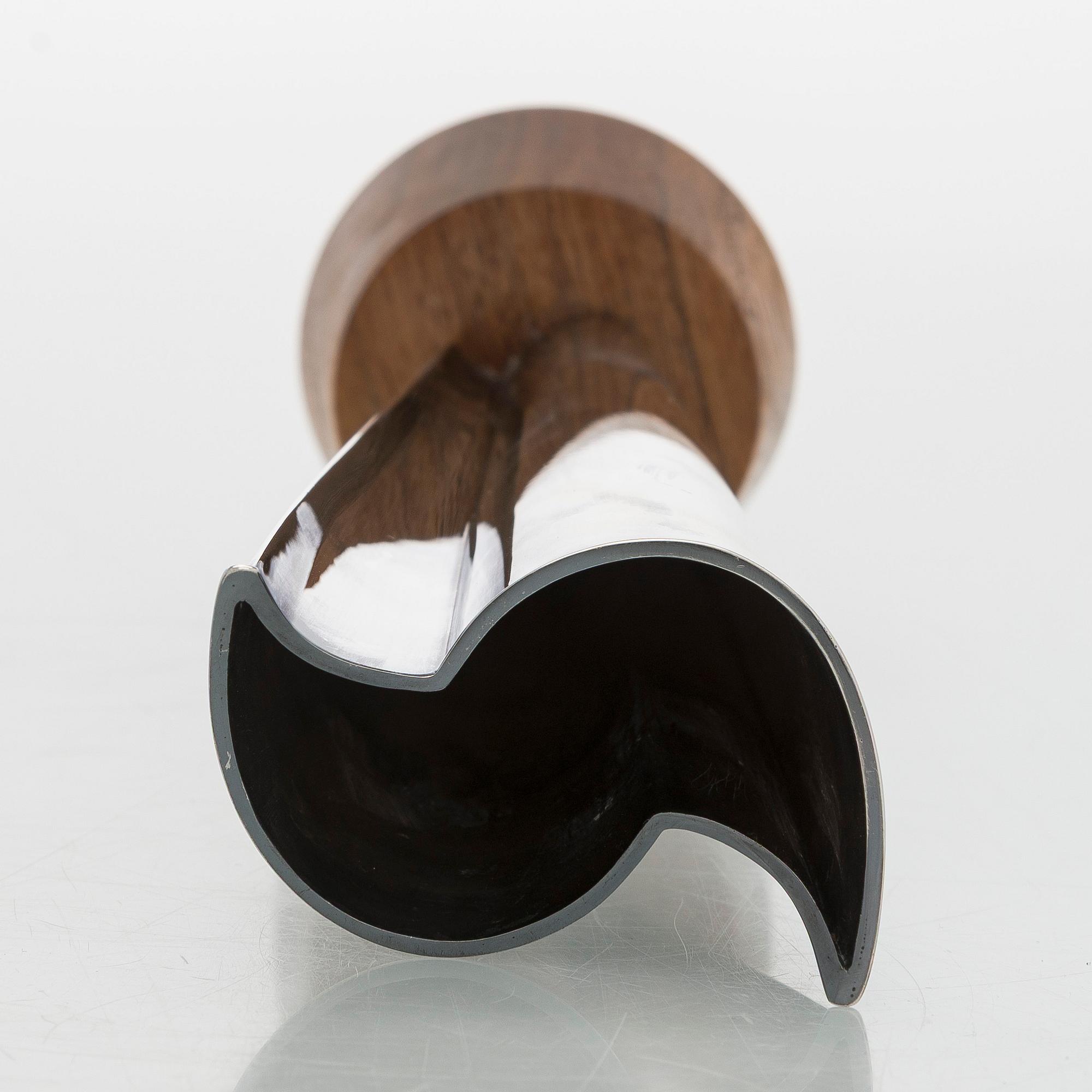 Tapio Wirkkala, a 'Liekki' (Flame) silver vase, Kultakeskus Hämeenlinna 1962.