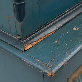 Skåp, allmoge, daterat 1807.