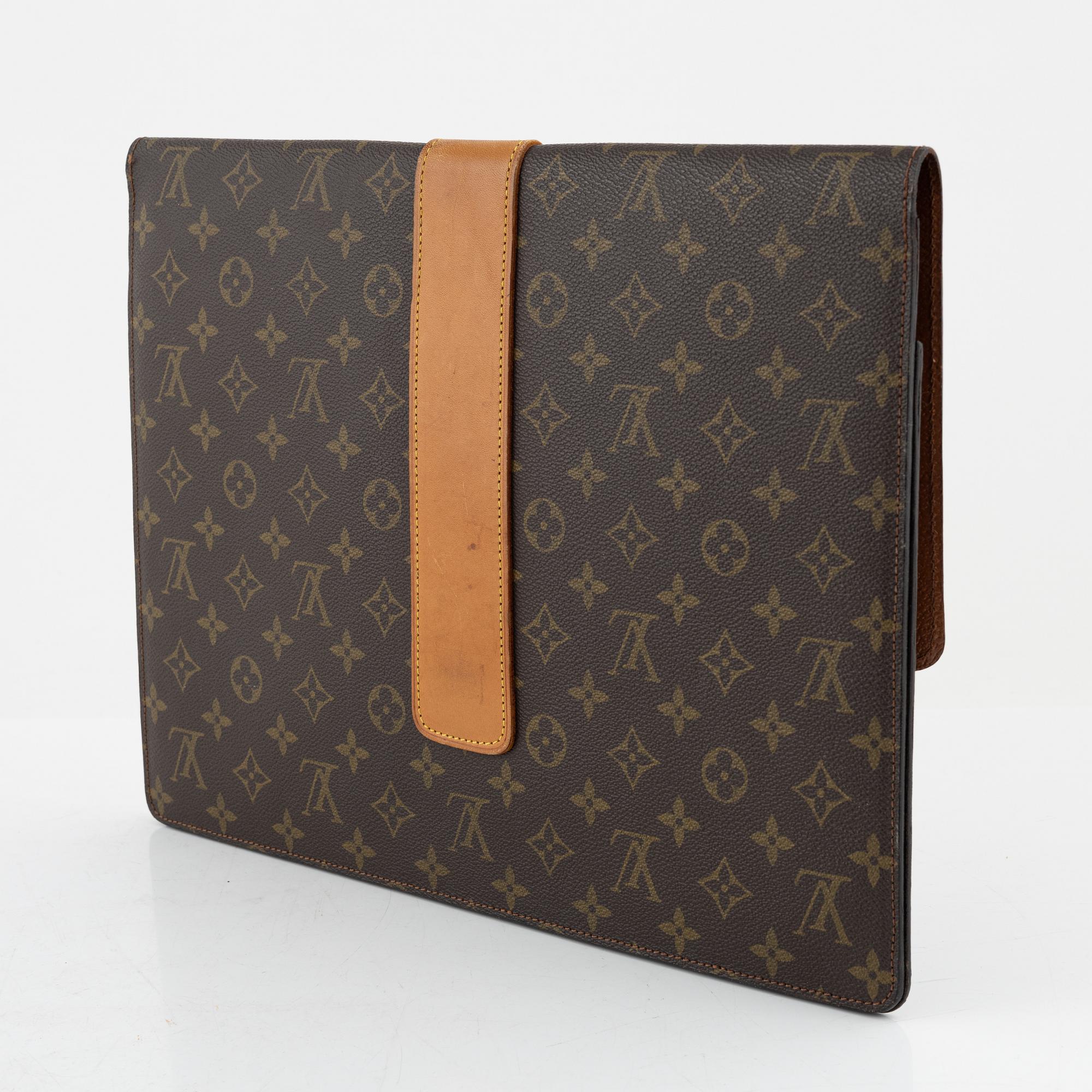 Louis Vuitton, A monogram canvas Vintage Porte Documents.