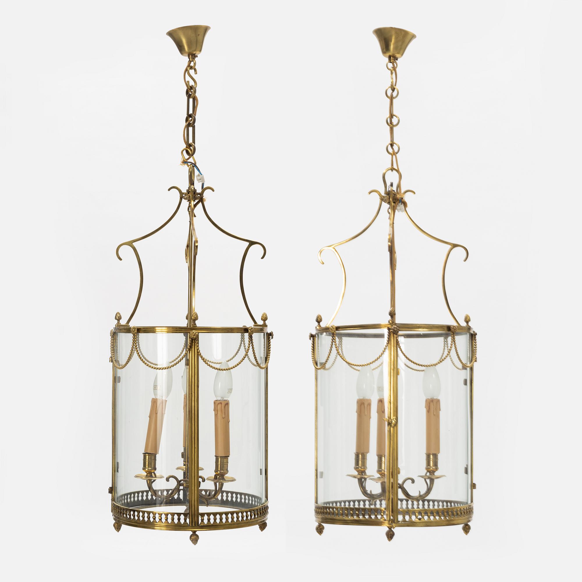A pair of Gustavian style lanterns, late 20th century.