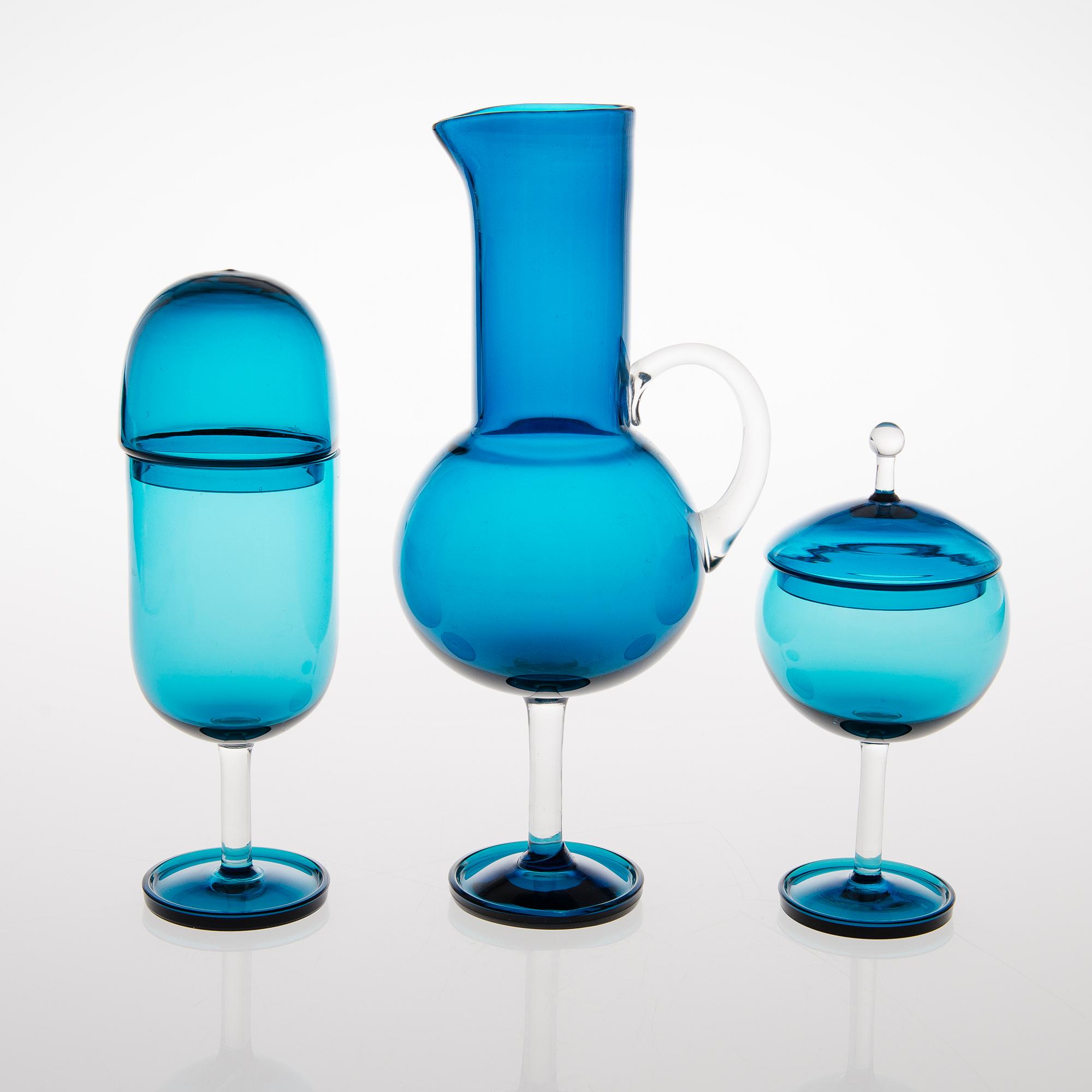 A 25 piece 'Harlekiini' glasswear for Riihimäki Glass, Finland.