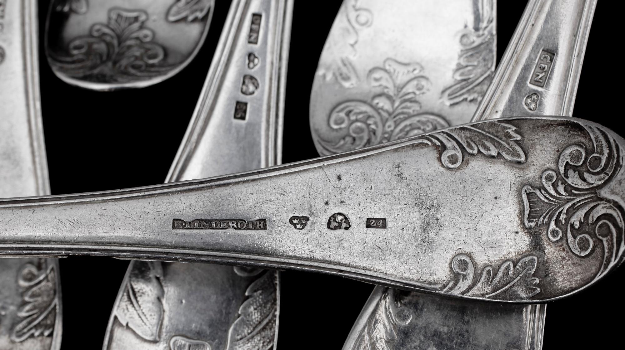 MATSKEDAR, 12 st, silver, Sverige, bl.a. Umeå, 1800-tal. Tot vikt ca 645 gram.