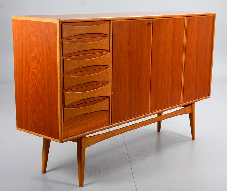 SIDEBOARD, AB Möbelfabriken Linden Horda. 1960-tal.