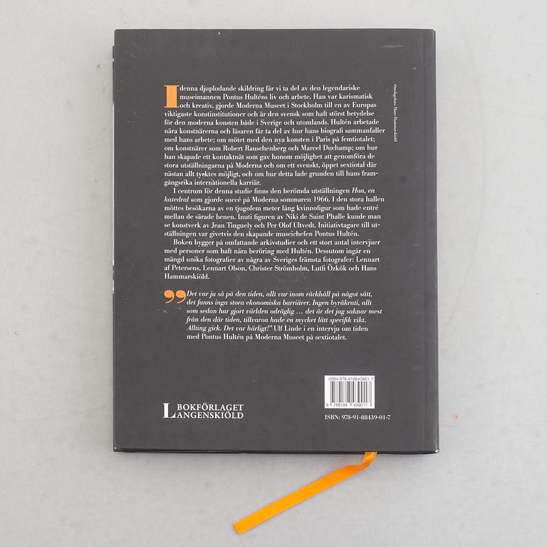 two books, Jean Tinguely, after, "Méta", and "Pontus Hultén, Hon & moderna".