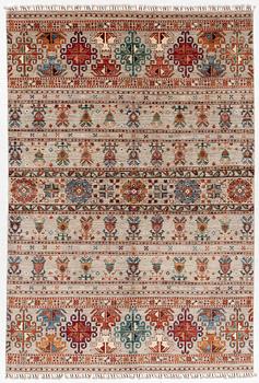 Rug, Pakistan, modern design. 251 x 173 cm.