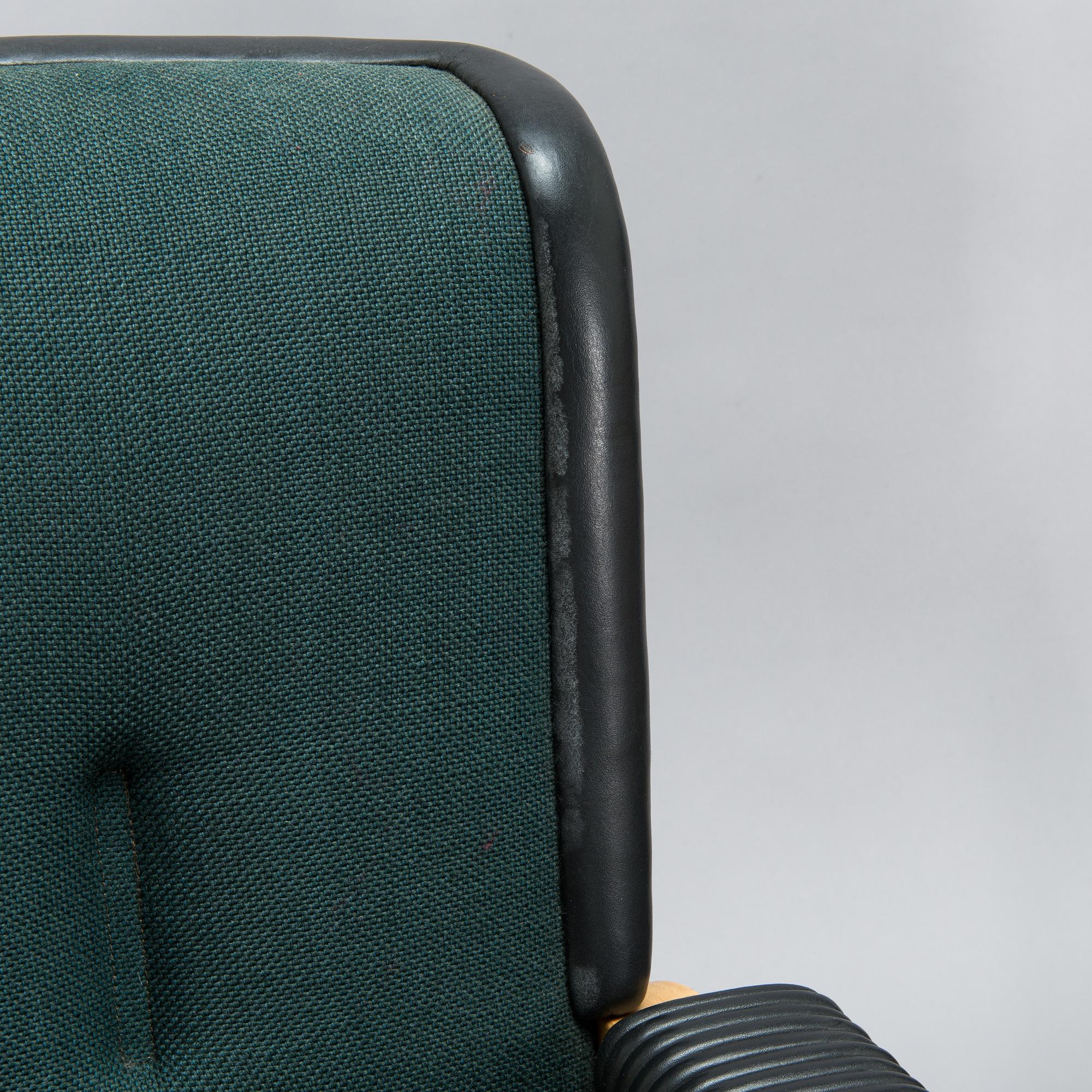 Alvar Aalto, fåtöljer ett par, modell 47, O.Y. Huonekalu- ja Rakennustyötehdas A.B. 1900-talets mitt.