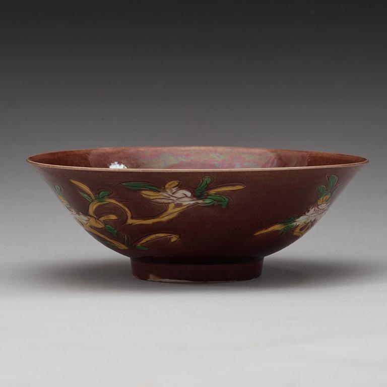 SKÅL, porslin. Qingdynastin, Kangxi (1662-1722).