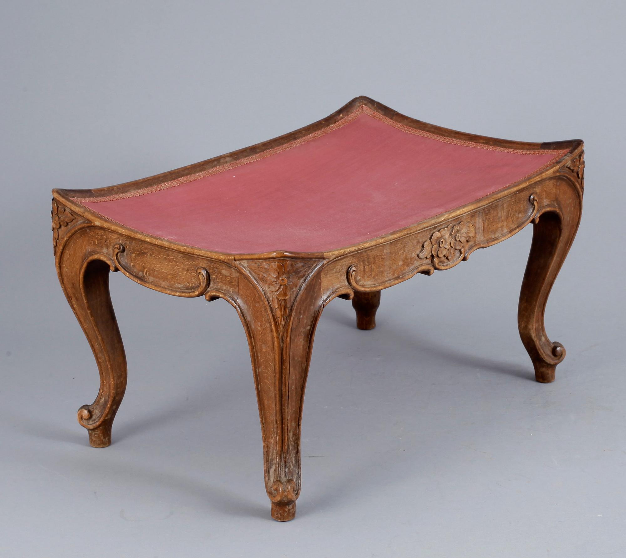 FOTPALL, Louis XV-stil, 1800-talets andra hälft.