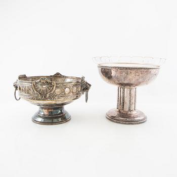Bowls on foot, 2 pcs including GAB silverplate, early 20th century.