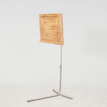 LÄSBORD, Bruno Mathsson, modellen formgiven år 1941.