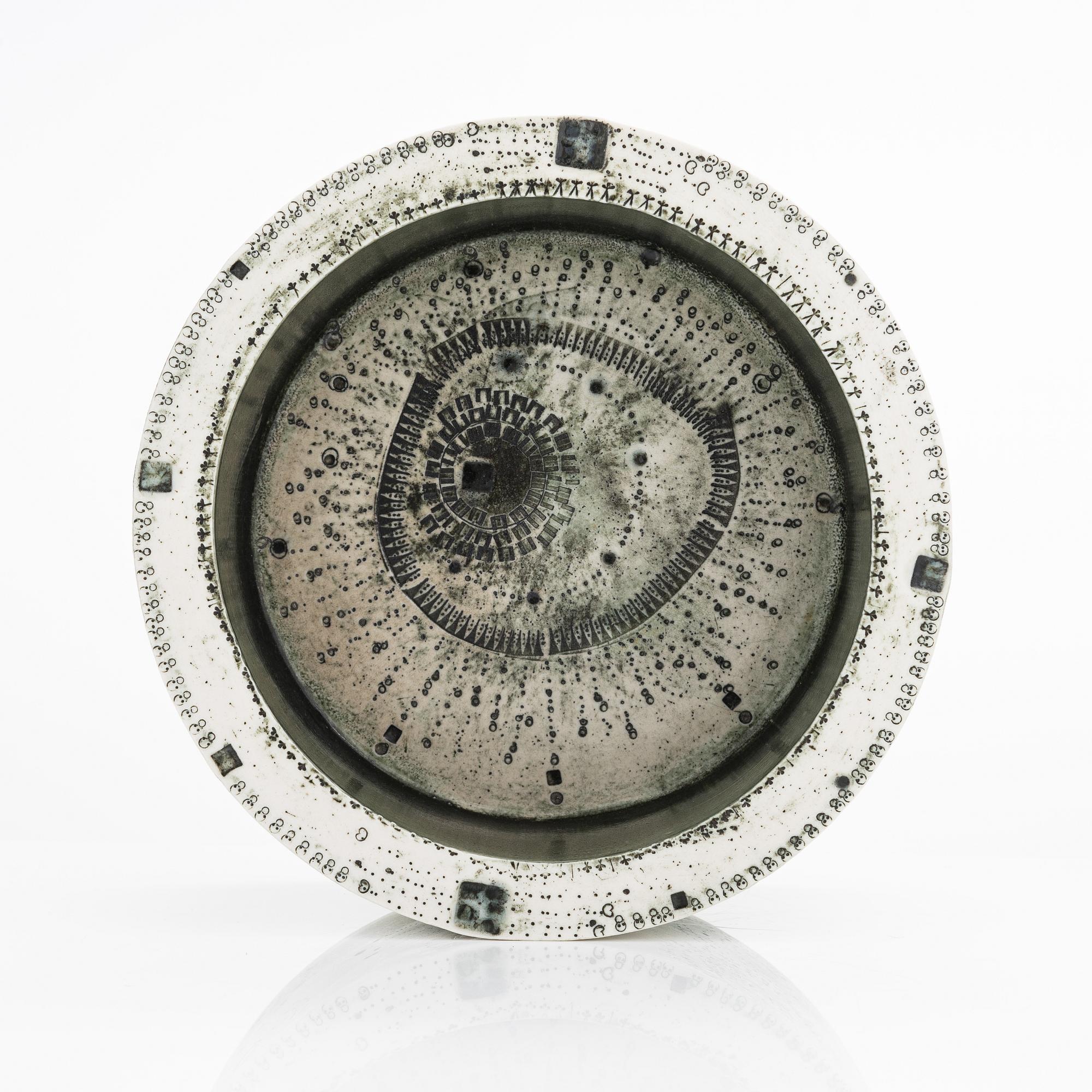 Rut Bryk, a stoneware bowl signed Arabia BRYK.