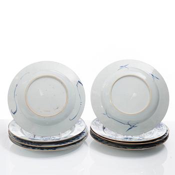 Tallrikar, 10 stycken, porslin. Qingdynastin, 1700--tal.