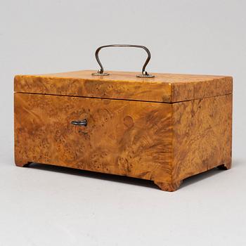 SKRIN, av A. Widholm, Eskilstuna  (schatullmakare i Eskilstuna fristad från 1788).