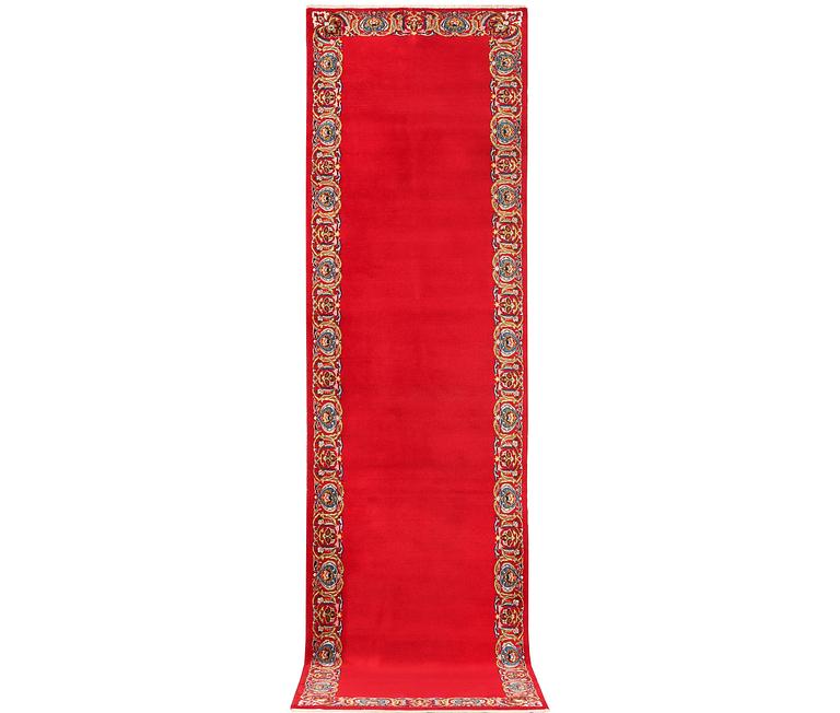 A Royal Keshan runner, c. 400 x 100 cm.
