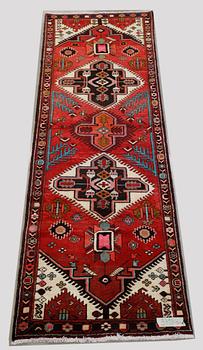 MATTA, Baktiari. 308 x 112 cm.