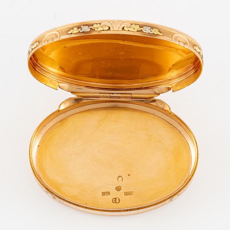 A Swedish probably 18th century gold-box en trois couleurs 18K, mark of Friedrich Fyrwald, (active 1786-1813) Stockholm.