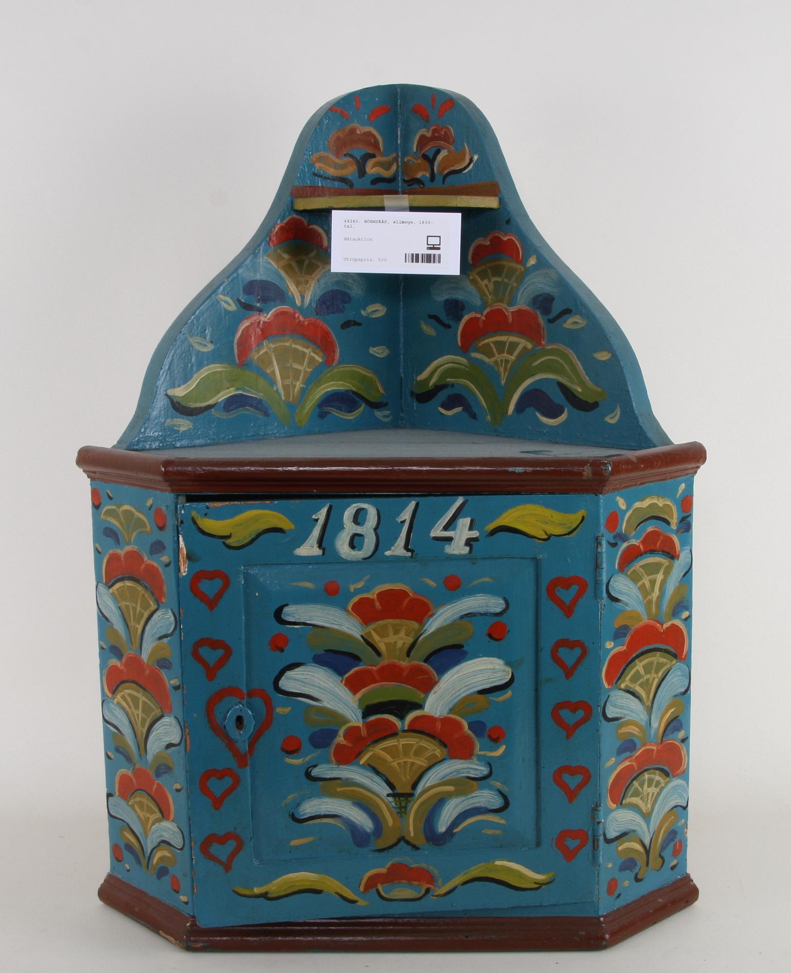 HÖRNSKÅP, allmoge, 1800-tal.