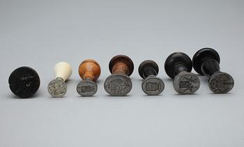 PARTI ADLIGA SIGILLSTAMPAR SAMT PETSCHAFT, bla friherrliga ätten Palmqvist, 1700-1800-tal.