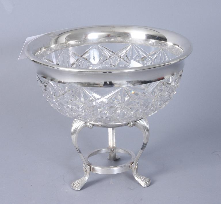 FRUKTSKÅL MED STÄLL, delvis silver, Danmark och glas, 1900-tal.