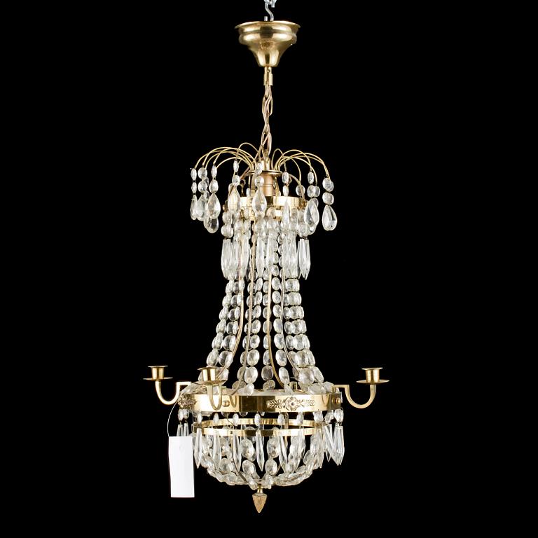 LJUSKRONA, gustaviansk stil, 1900-talets andra hälft. Höjd ca59cm.