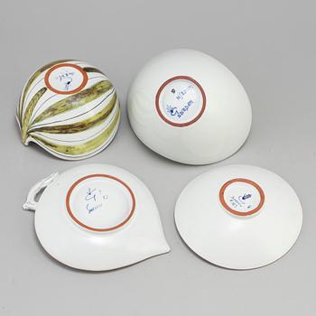 STIG LINDBERG, four earthenware bowls from Gustavsberg skudio.