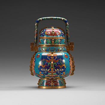 A cloisonné ceremonial ewer with cover, late Qing dynasty/Republic.