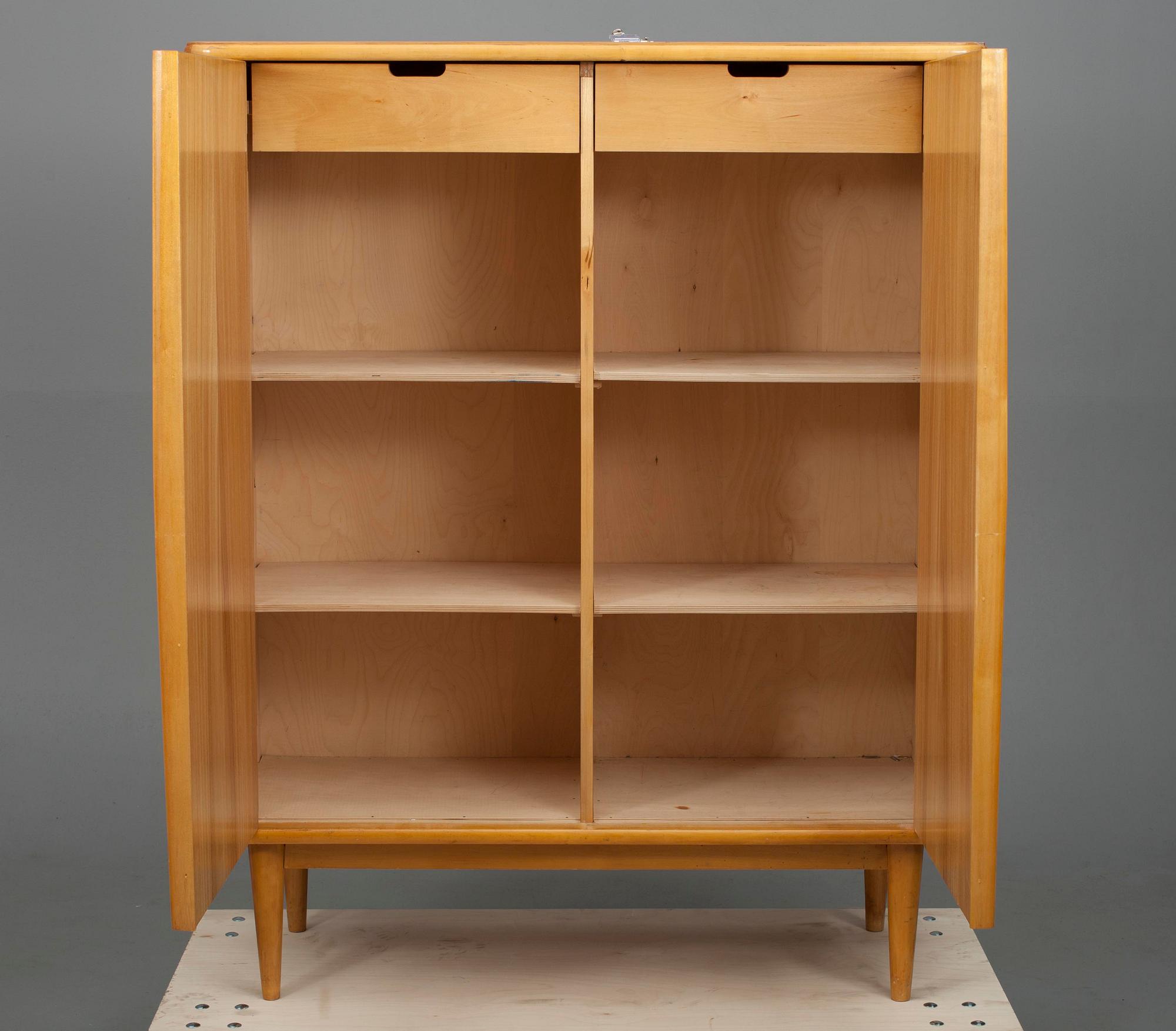 SKÅP, björk, 1900- talets mitt.