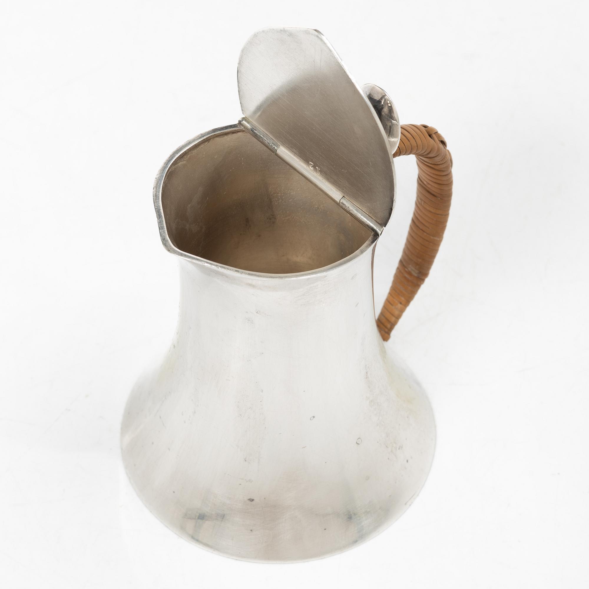 Bowl and cigarette case, silver, with accompanying nickel silver jug.