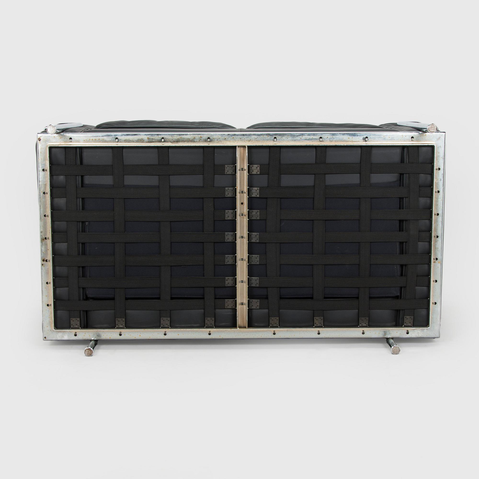 Pierre Jeanneret, Charlotte Perriand & Le Corbusier, soffa, "LC 2", Cassina, Italien.