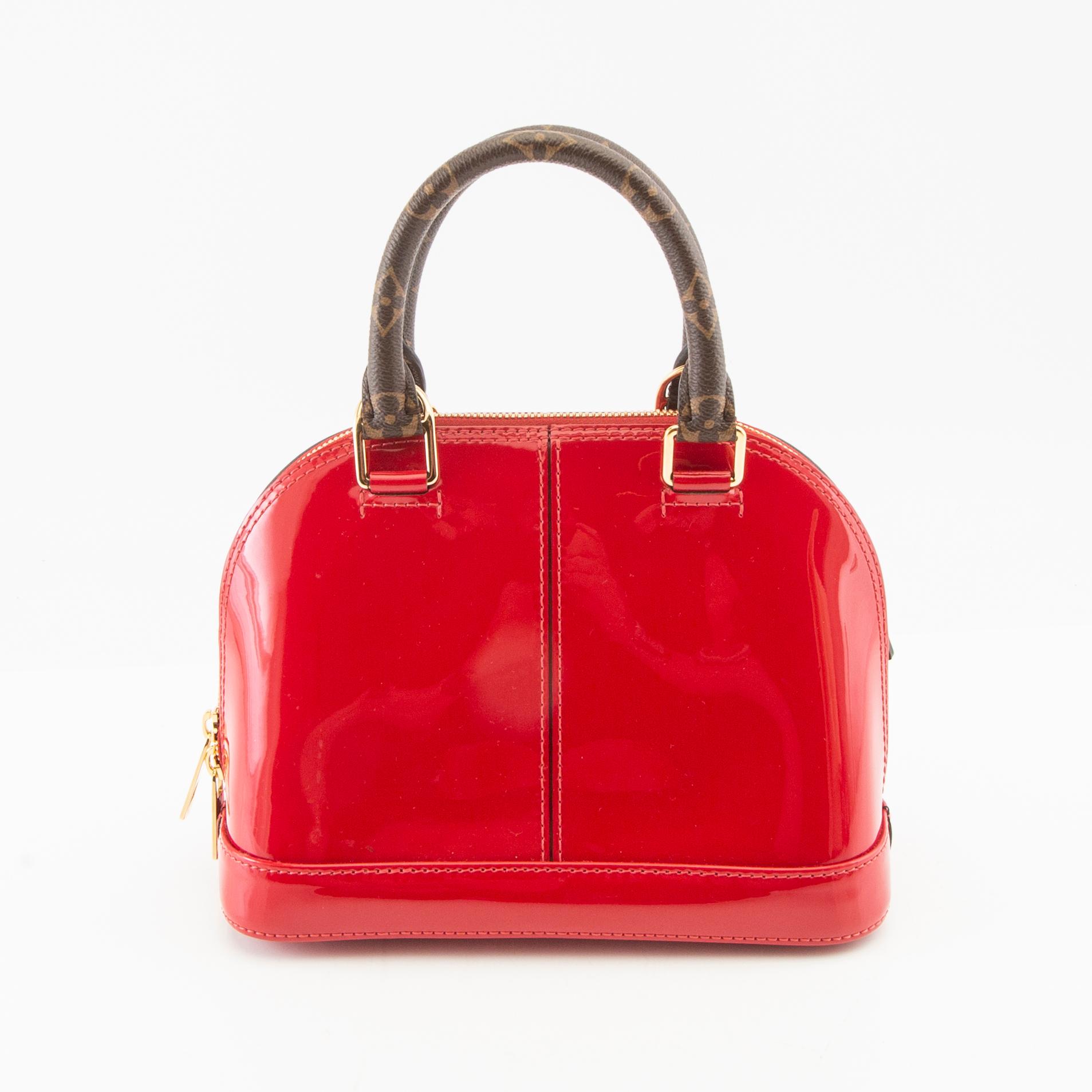 Louis Vuitton,