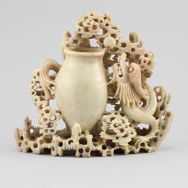 SKULPTUR, soapstone, orientalisk, 1900-tal.