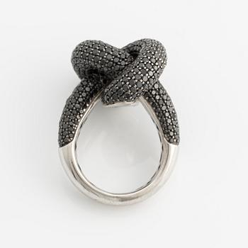 An Engelbert ring "The Legacy Knot" large, 18K white gold with black diamonds.