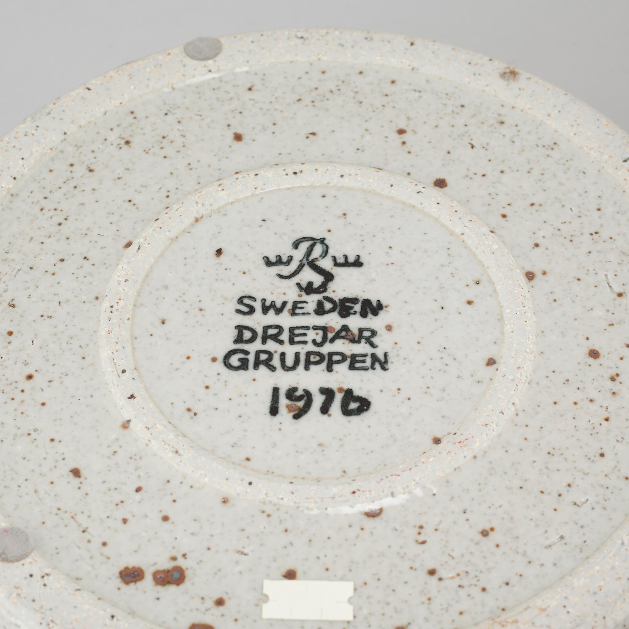 Seven stoneware and porcelain items from Rörstrand, third quarter of the 20th century.