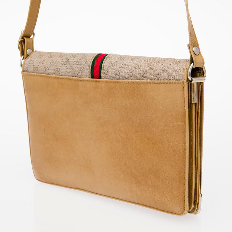 A Vintage Crossbody Bag.