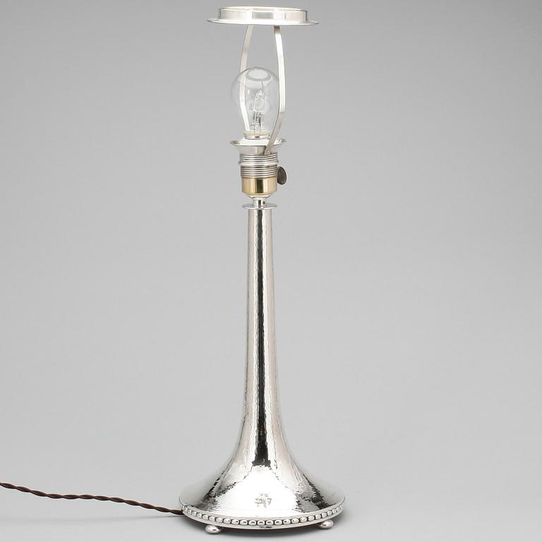 BORDSLAMPA, silver, CG HALLBERG, Stockholm 1927.